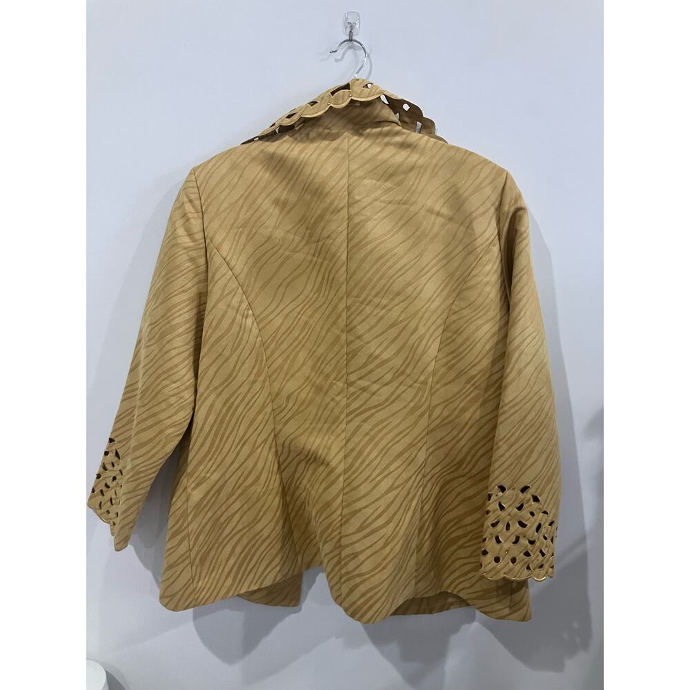 SOGIC Jacket - Picture 4 of 4